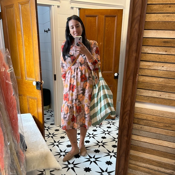 Meet your Posher, Jess - Picture 1 of 1